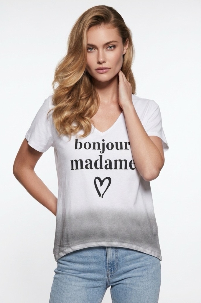 חולצה מעוצבת 