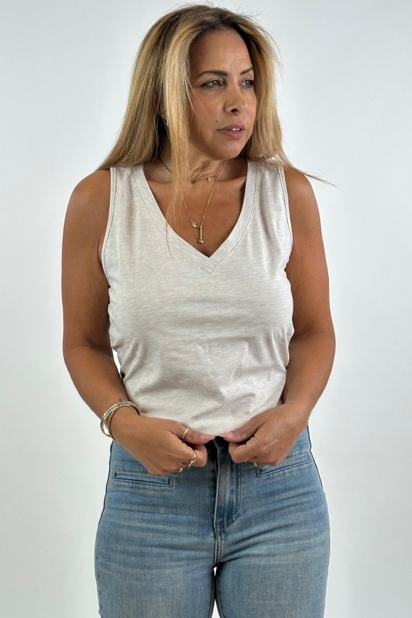 גופיה וי כותנה לייקרה