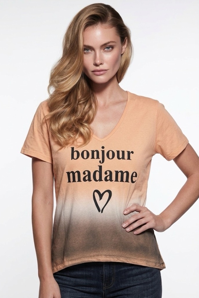 חולצה מעוצבת 